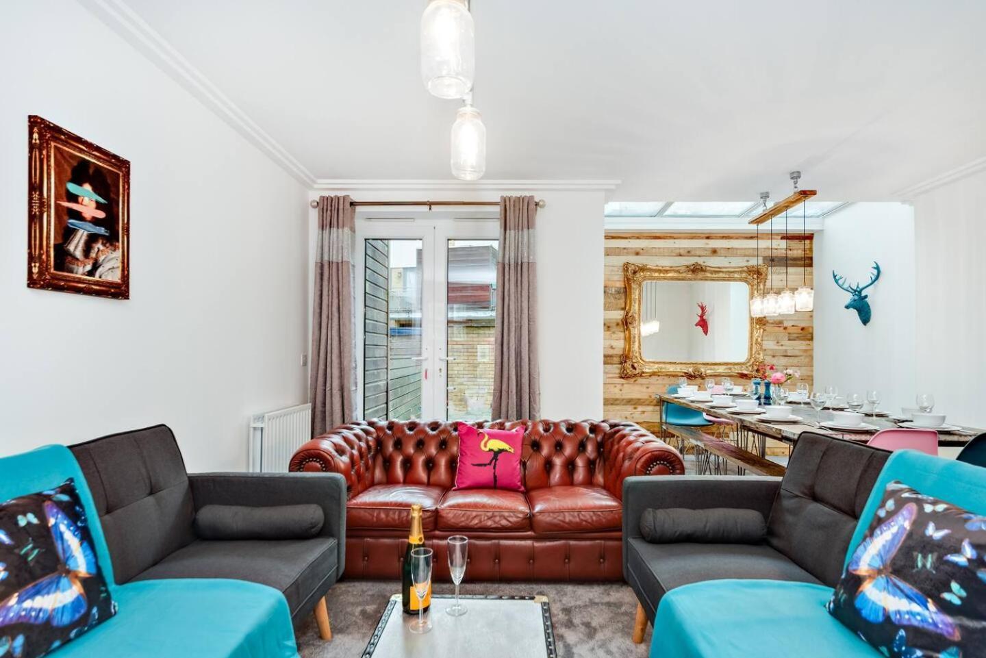 Big Boutique Champagne Bar & Roof Terrace! Holiday home *