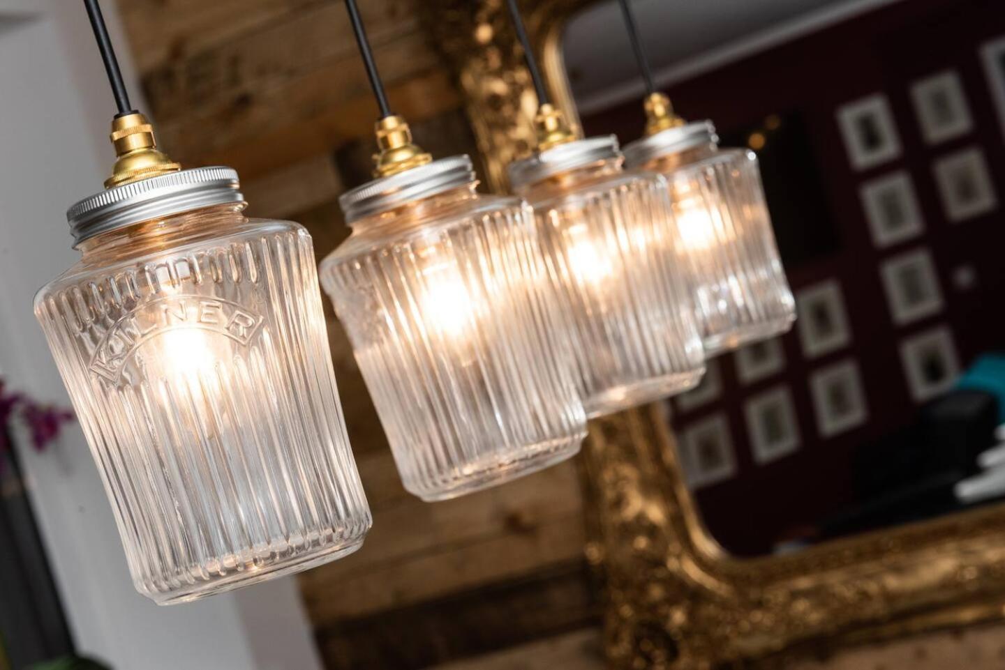 Big Boutique Champagne Bar & Roof Terrace!